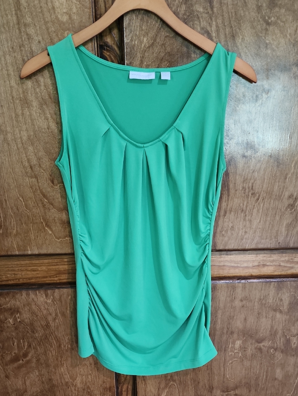 New York & Company Bright Green Sleeveless Gathered Front Tank Top